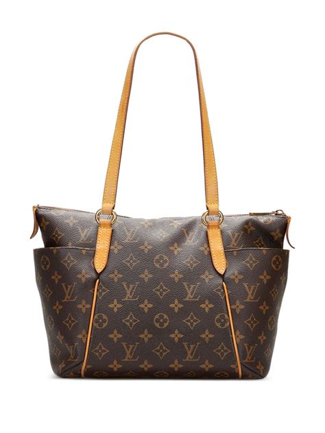 louis vuitton 2011 bag